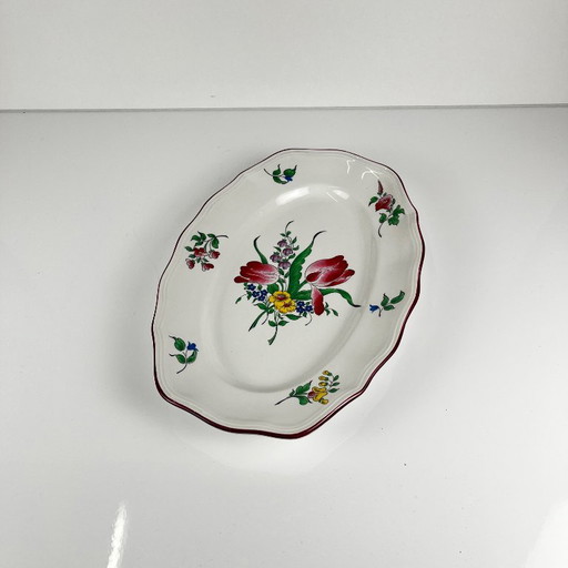 Plato pequeño ovalado con extremo plano, modelo "Réverbère" de KG Lunéville, motivo tulipán – servies, Ceramic (photo 2 of 7)