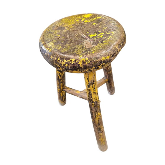 Primitieve houten driepoot kruk / hoogte 52 cm – Krukjes (photo 7 of 23)