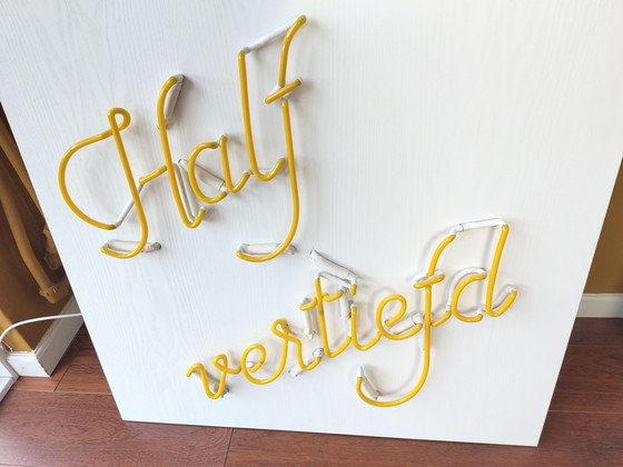 Neon Art: 'Half verliefd, half vertiefd' – Glass art, Wood, Glass (photo 5 of 9)