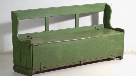 Antique painted storage bench – Central Europe, circa 1900 – Benches, Rustic (photo 3 of 35)
