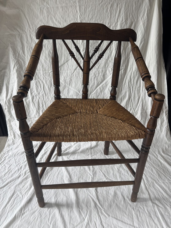 Image 1 of Unieke Vintage houten Stoel met Biezen Zitting