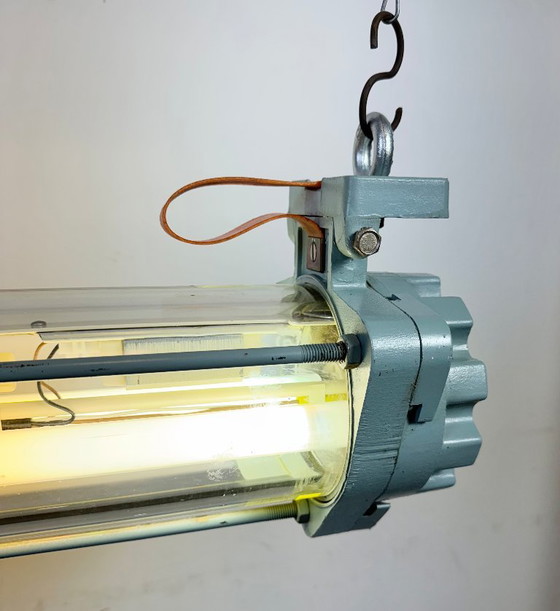 Image 1 of Lampada fluorescente industriale della Germania dell'Est di Leuchtenbau Wittenberg, anni '80