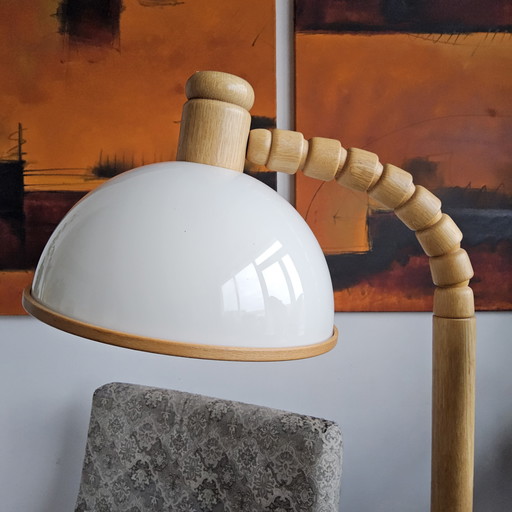 Lampadaire danois vintage en pin par Solbackens Svarveri 1970S Lampadaire danois en pin Mid Century