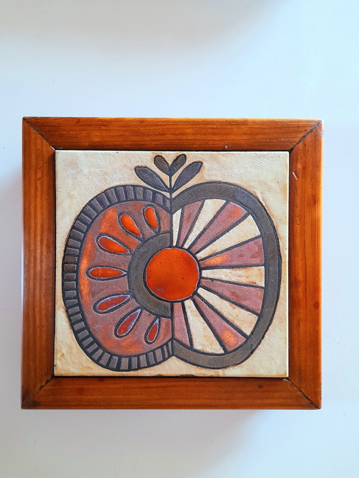 Apple ceramic trivet 1960