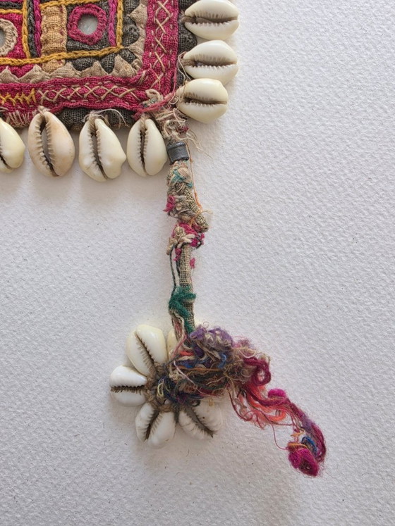 Gala ceremonial bordada Banjara de la India – Objetos decorativos, Cotton (photo 6 of 10)
