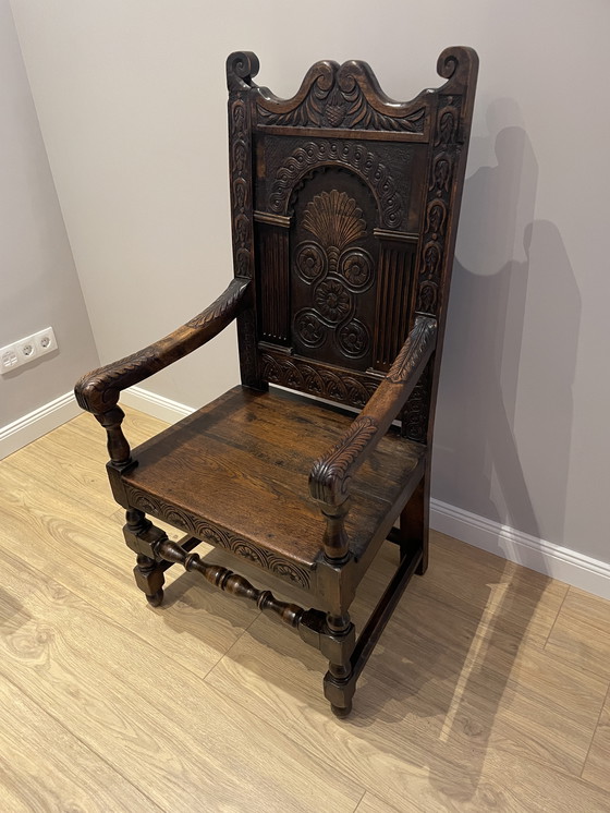 Image 1 of Engelse kasteelbank met eethoek en fauteuils 