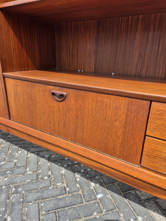 Image 1 of Cabinet Louis van Teeffelen