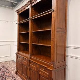 Grande libreria classica inglese Eichholtz, Librerie, Legno, Marrone (foto 11 di 20)