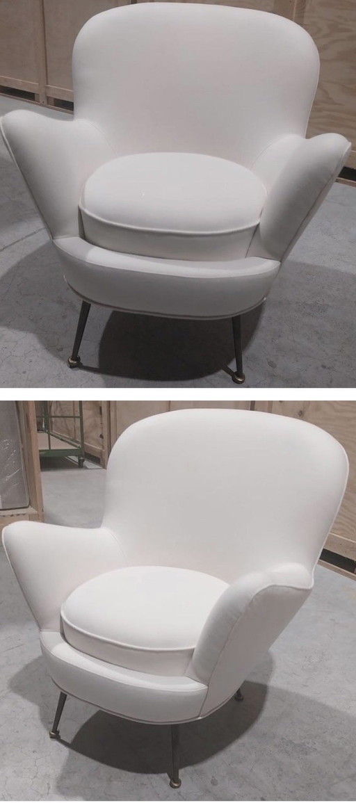 Witte fauteuil
