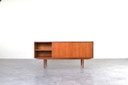 Credenza danese di metà secolo in teak, anni '60.