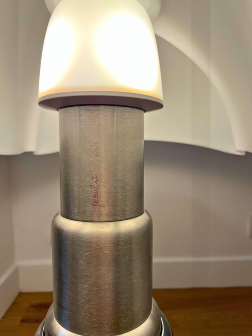 Pipistrello 620 Testa di Moro di Gae Aulenti – LED dimmerabile – New Old Stock