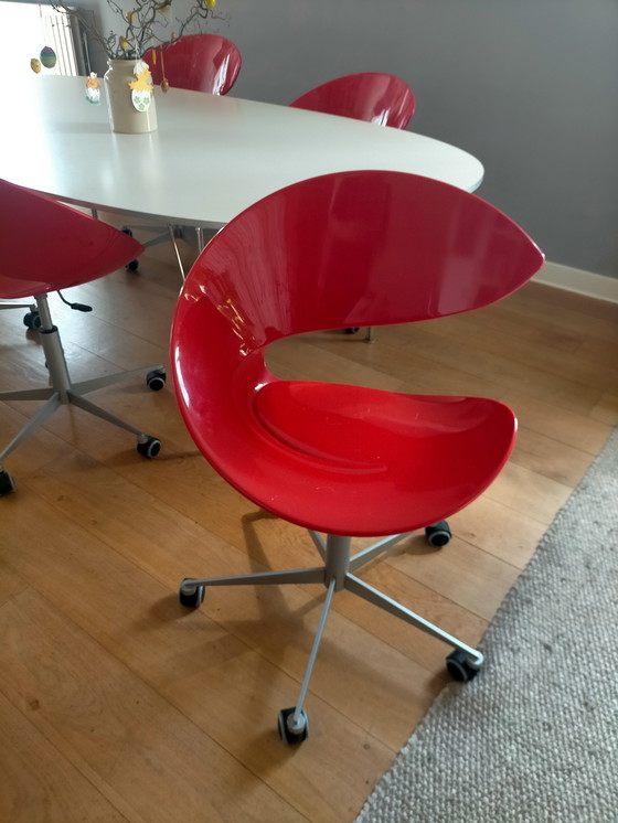 Image 1 of Set of 4 red MIDJ 'Twist' chairs