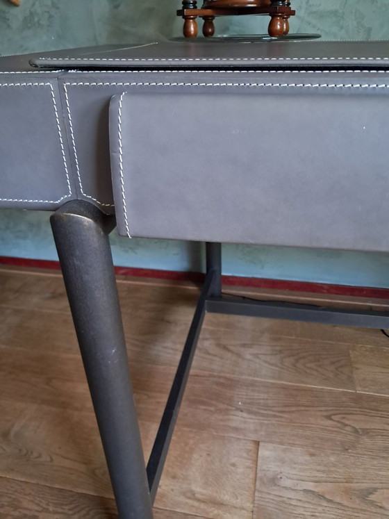 Scrivania Promemoria con piano in pelle – Scrivanie, Leather, Metal (photo 2 of 7)