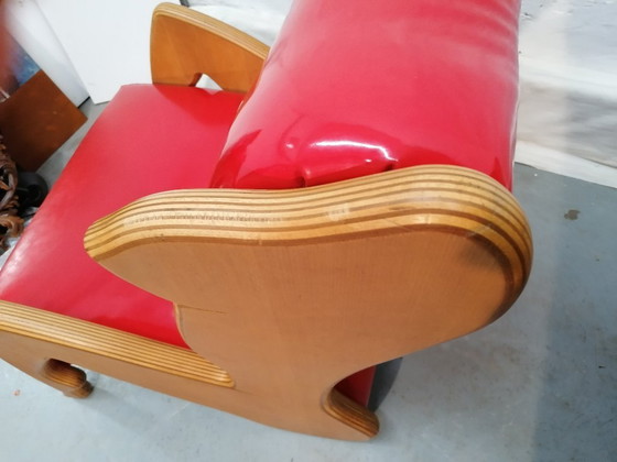 Image 1 of Deux fauteuils Pop Art, en forme d'homme et de femme, années 1970/80