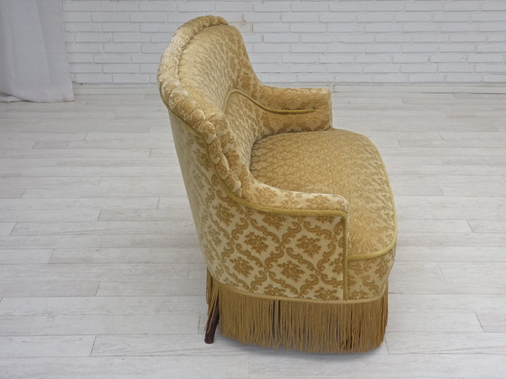 Image 1 of Sofá danés de dos plazas de los años 50, terciopelo verde/Honing Furniture