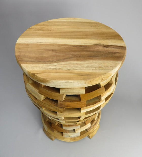 Image 1 of Handgefertigter Teakholzhocker / Beistelltisch