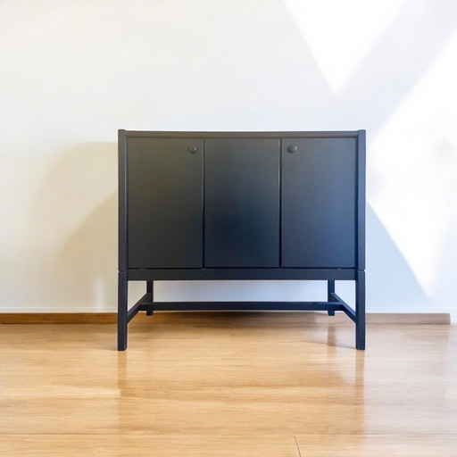 Vintage Design Sideboard