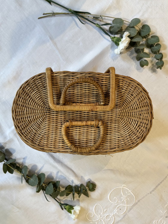 Image 1 of Vintage rattan vanity case