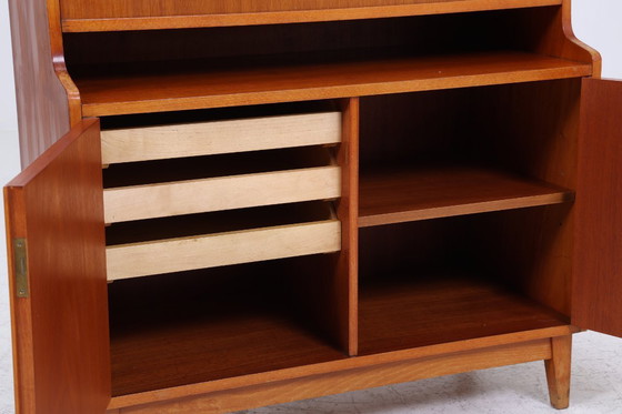 Image 1 of Scaffale vintage anni '60 | Scaffale del Mid Century in legno retrò #05-59