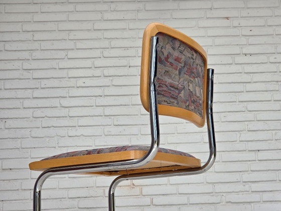 Image 1 of Juego de 4 sillas de comedor italianas de estilo Bauhaus, de la década de 1970.