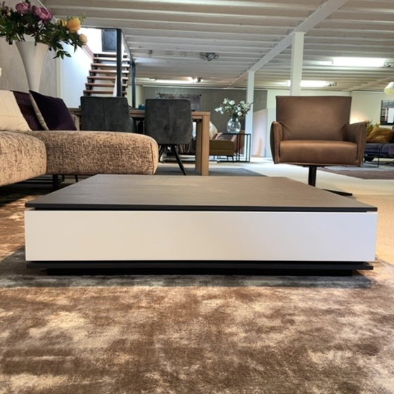 Image 1 of Table basse de marque privée