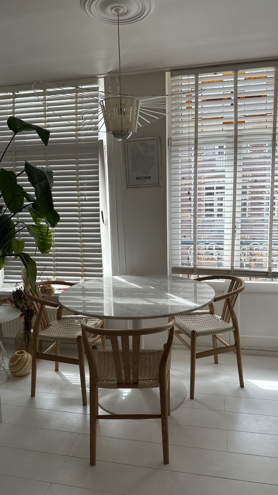 Image 1 of Ronde marmeren eettafel 110cm