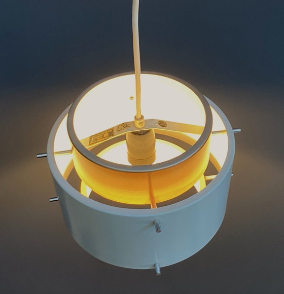 Image 1 of Metalen, witte en messingkleurige hanglamp van VEB 1960