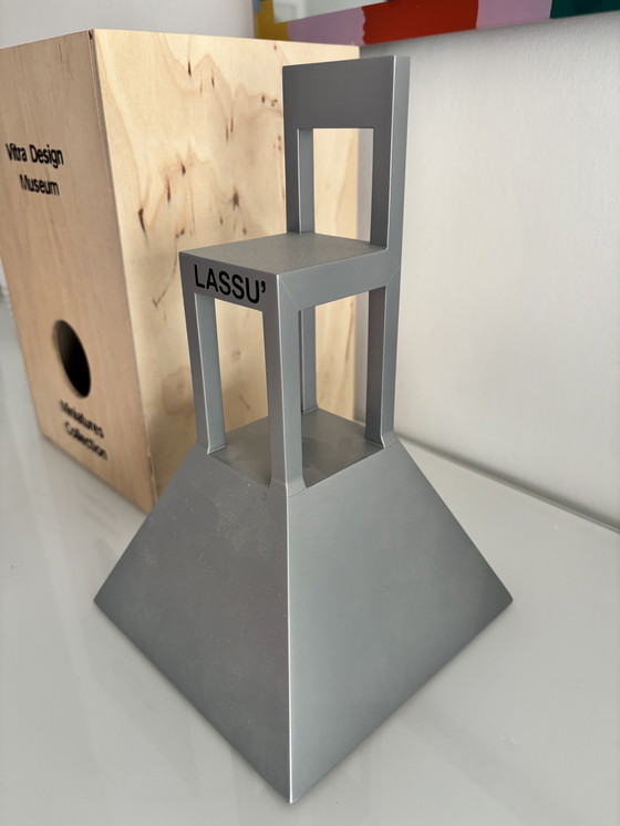 Image 1 of Sillas en miniatura VITRA LASSU’ A Mendini