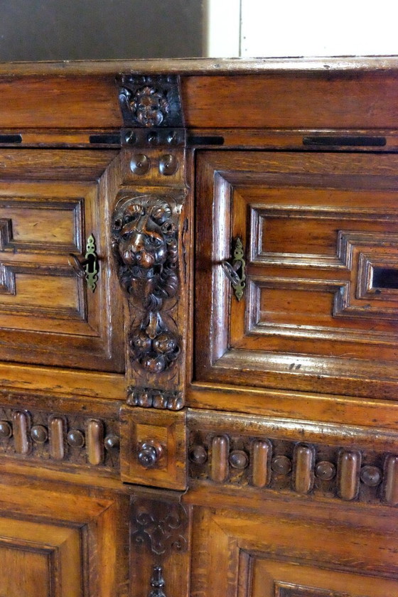 Image 1 of Auténtico armario zelandés del siglo XVII
