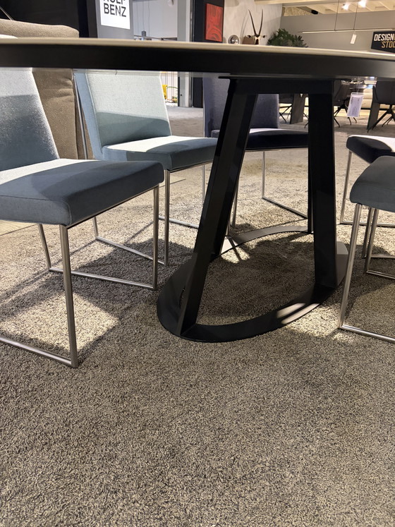 Image 1 of Table ovale Harvink Fier
