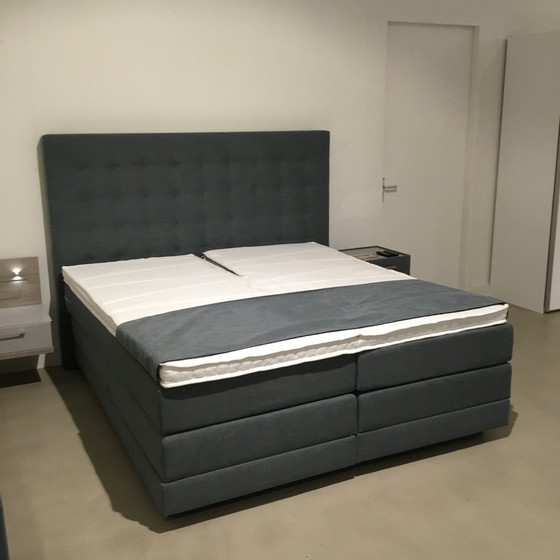 Image 1 of AGS Grandeur Boxspringbett - 180x200 elektrisch verstellbar
