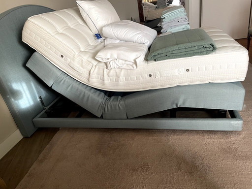 Kreamat Boxspringbett (120x200), elektrisch verstellbar, mit allem Zubehör