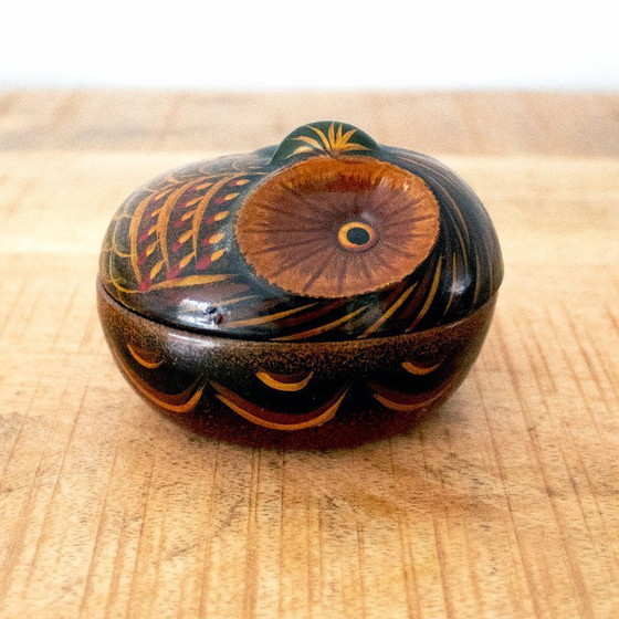 Image 1 of Keramik-Eulenbox: kleine, handbemalte Box mit Vogelmotiv