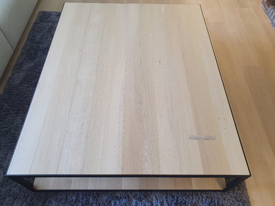 Van Rossum Two Massivholz Couchtisch mit Metallrahmen – Couchtische, Wood (photo 3 of 6)