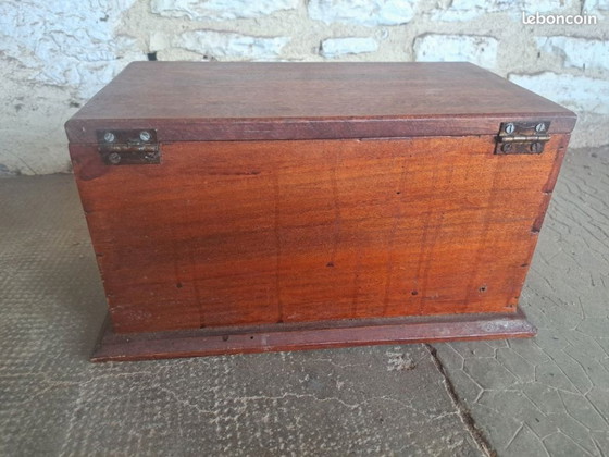 Wooden Storage Box with Hooks for Closure, Mahogany Color, H17xW32xD18cm – Decorative Objects, Metal (photo 3 of 6)