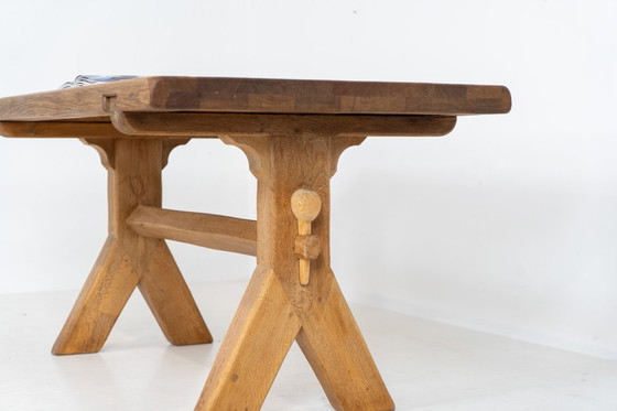 Image 1 of Brutalistische eettafel van De Puydt (België, jaren 70).