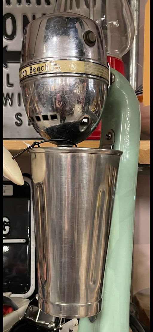 Milkshake blender Hamilton Beach