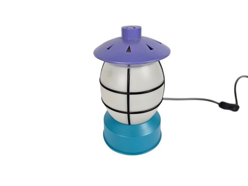 Design Ikea - Modello Mammut - Morten Kjelstrup e Allan Ostgaard - anni '90