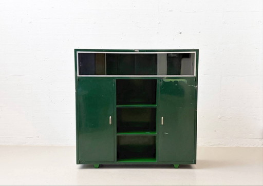 Raro mobiletto in metallo di Arredamenti Metallici, Meneghello, Italia, anni '50