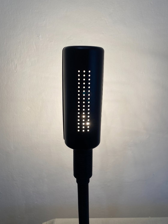 Lampe de bureau col de cygne vintage Veneta Lumi italienne, années 1980 – Metal, Plastic (photo 14 of 14)