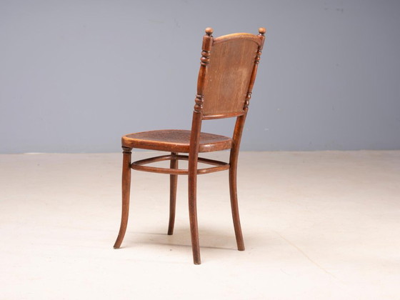 Set van vier gebogen houten stoelen van Jacob & Josef Kohn, met reliëf op de zittingen, midden 20e eeuw, 40 × (photo 4 of 8)