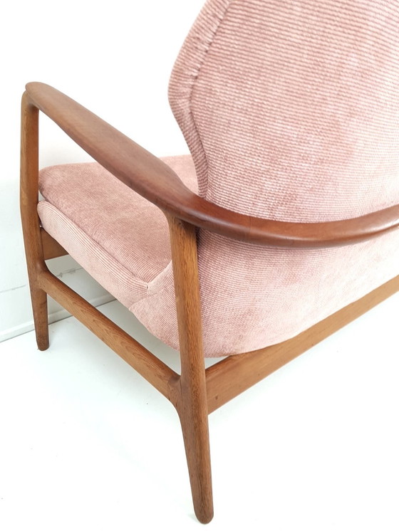 Image 1 of Vintage Bovenkamp Aksel Bender Madsen bankje | bank roze nieuw gestoffeerd