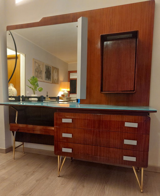 make-upkastje uit de jaren 60