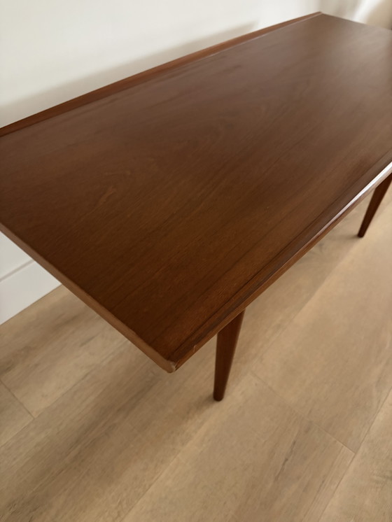 Image 1 of Mid-Century Deense teakhouten salontafel