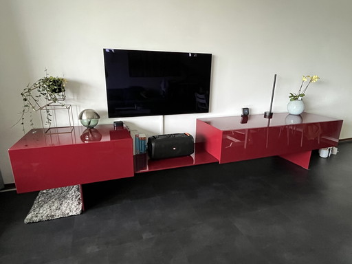 1x Cappellini Lowboard Uni in Bordeaux High Gloss
