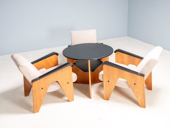 Image 1 of Tsjechische loungeset uit het midden van de 20e eeuw, bestaande uit A-vormige fauteuils en een tafel, jaren 50.