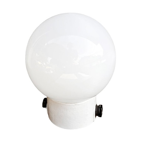 Image 1 of Industriële wandlamp, wit, glas, FOTON, Polen, jaren 60.