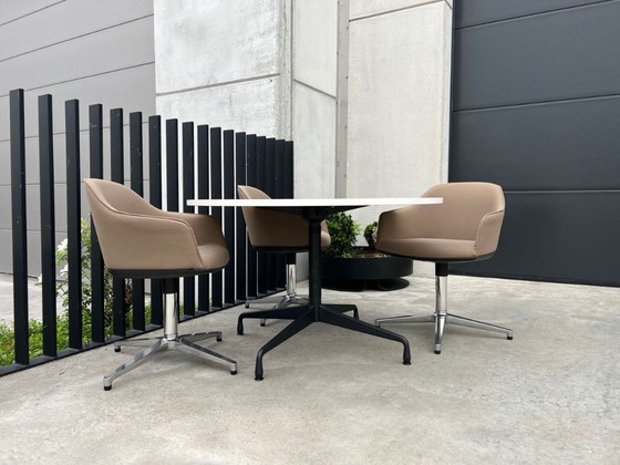 Mesa segmentada Vitra Eames, 120 cm – Mesas de comedor, Metal, Wood (photo 8 of 10)