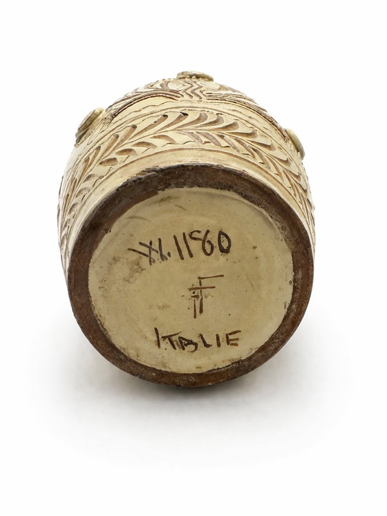 Image 1 of Vintage Italiaanse keramische vaas uit de jaren 1950/60 - Archaïsche griffioenversiering - W.1180