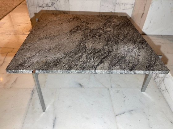 Image 1 of Tavolino Poul Kjærholm PK61 per E Kold Christensen (marmo fossile Porsgrunn)